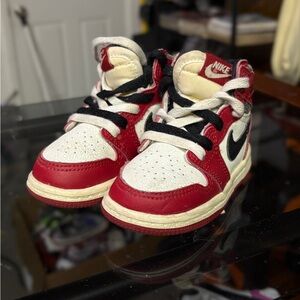 Nike Air Jordan TD retro hi OG “ Lost and found” size 5c